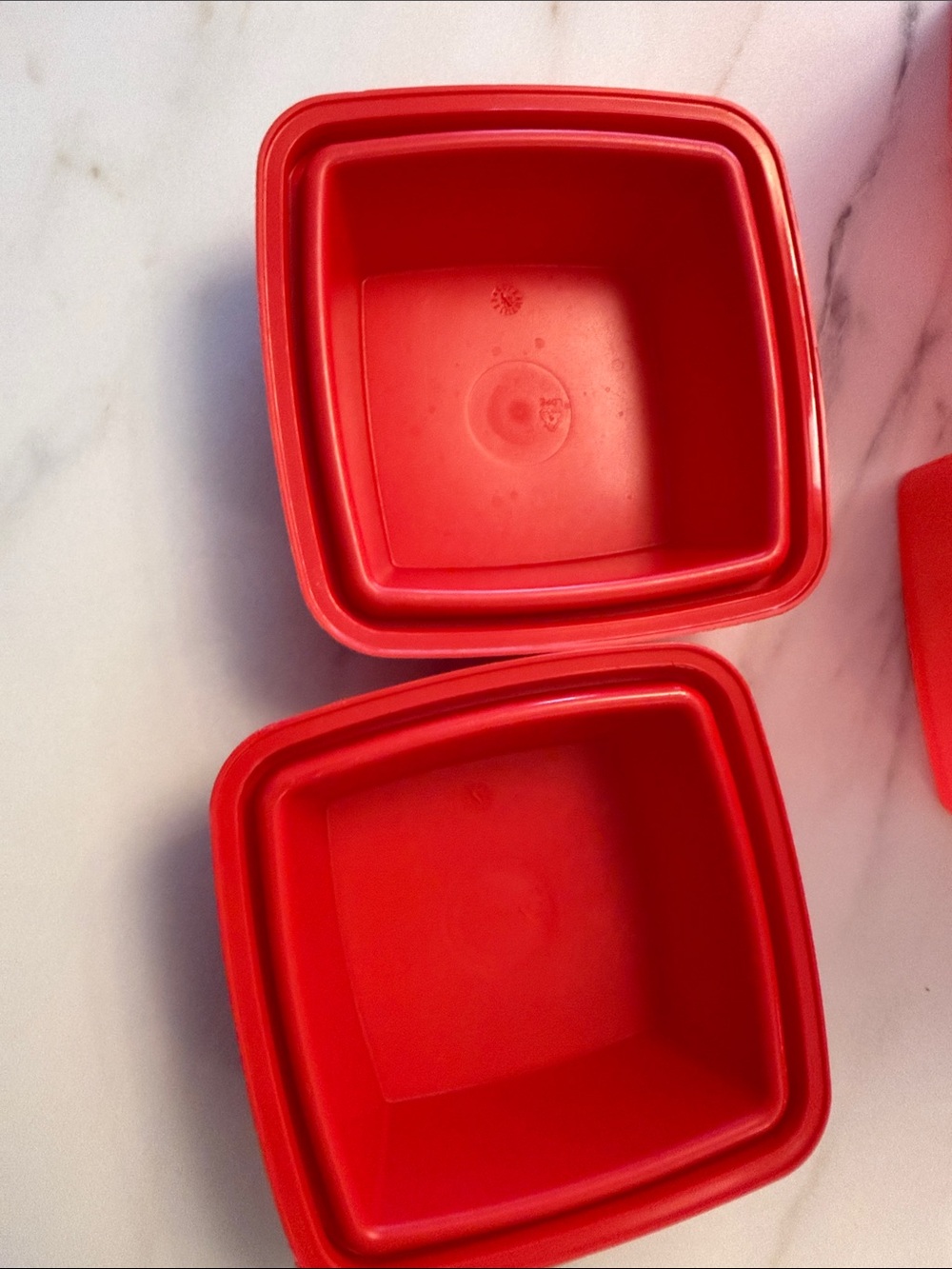 Tupperware 2 Small Pick-A-Deli Food Storage Container with Handle - Picture 9 of 10